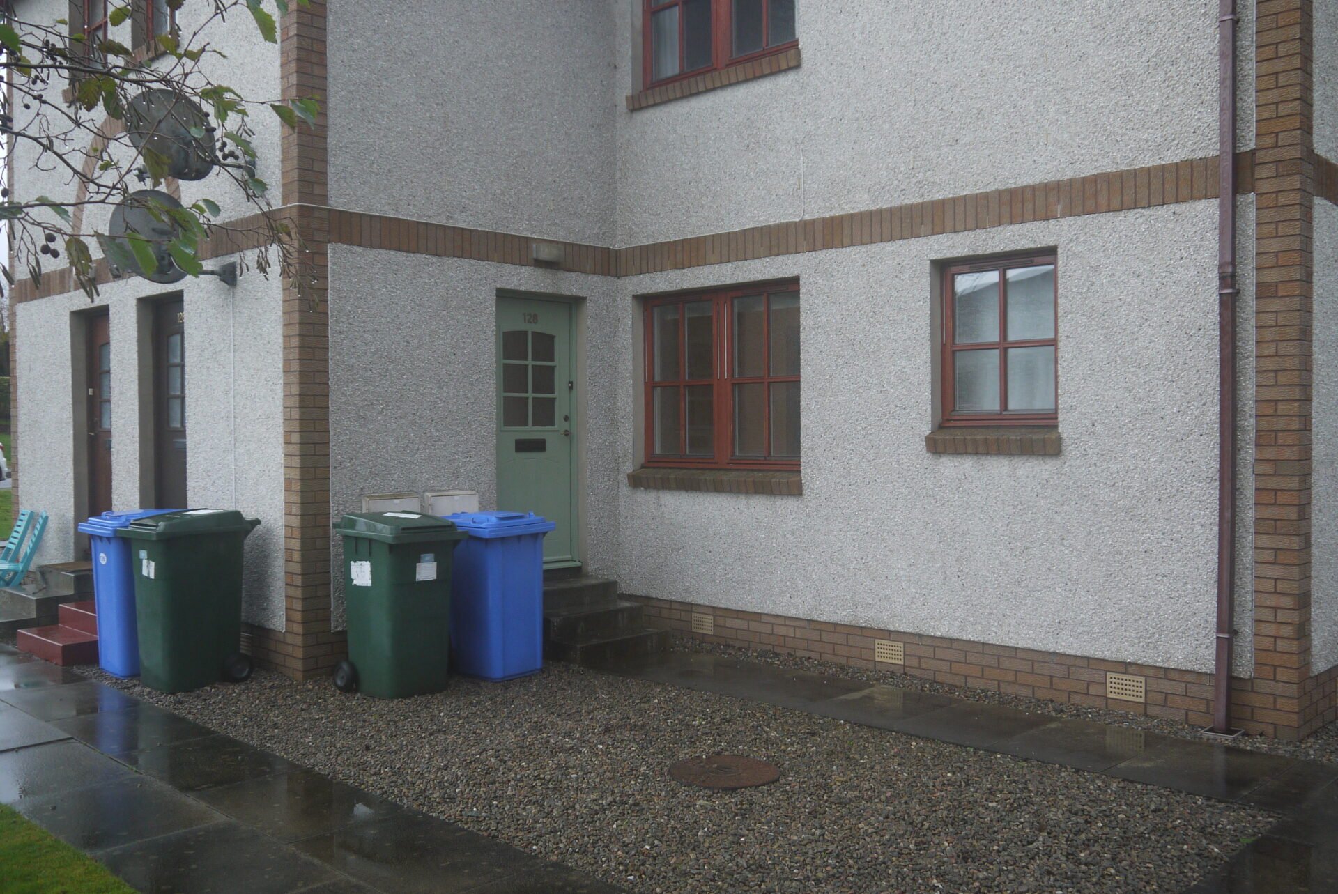 To Let Munro & Noble